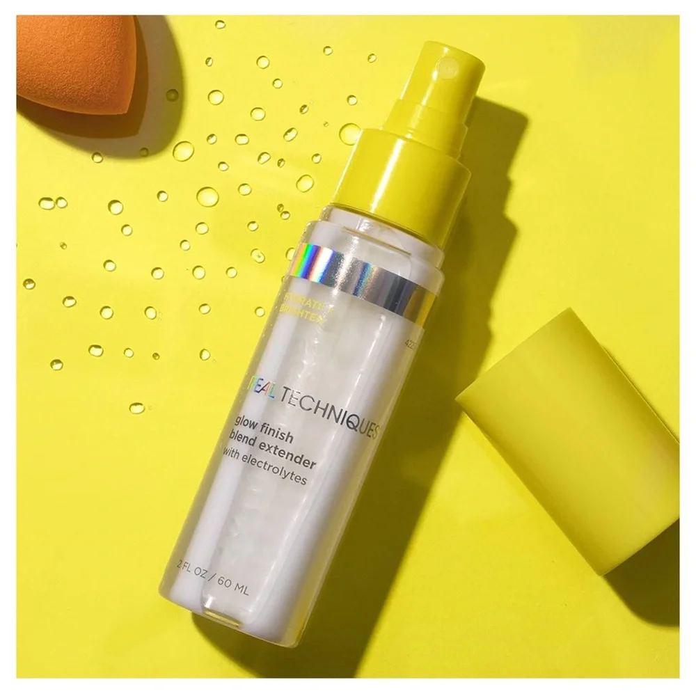 ✨BNWT - Real Techniques Makeup Setting Mist Spray for Face - 2 fl oz✨